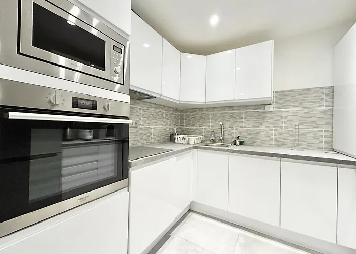 One Bedroom - 8d1 * كان